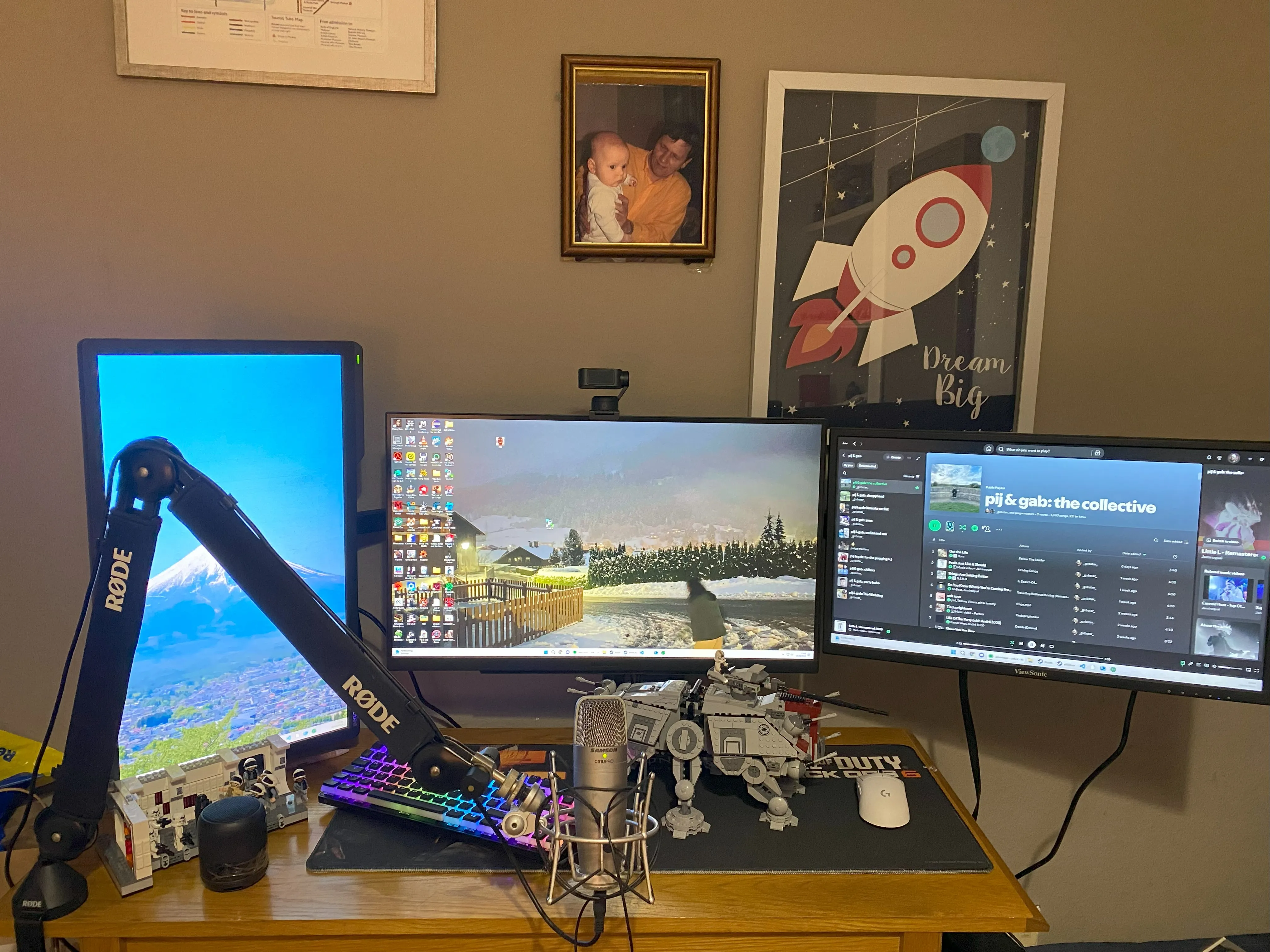 Gabriel’s gaming setup